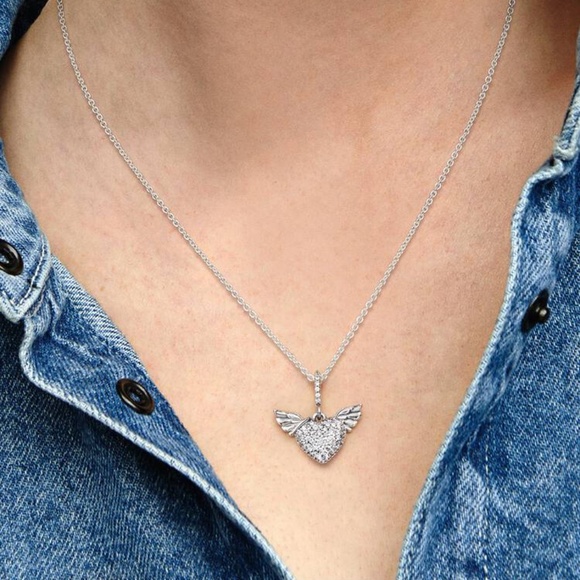 Pandora - Pavé Heart & Angel Wings Necklace - Picture 2 of 3